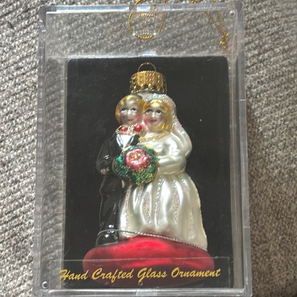 Bride bundle (tank, robe, tote, towels) - Picture 7 of 7